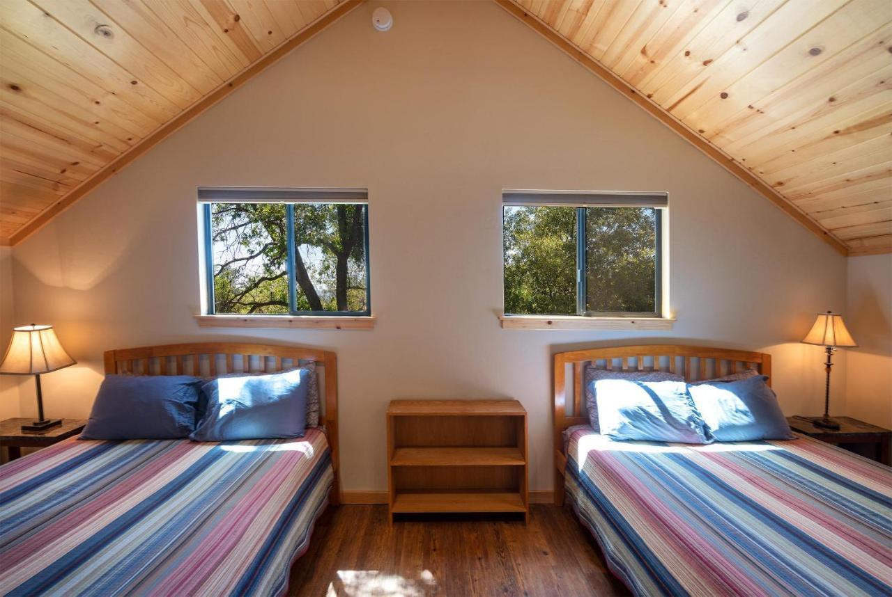 Sierra Base Camp Villa Oakhurst Buitenkant foto